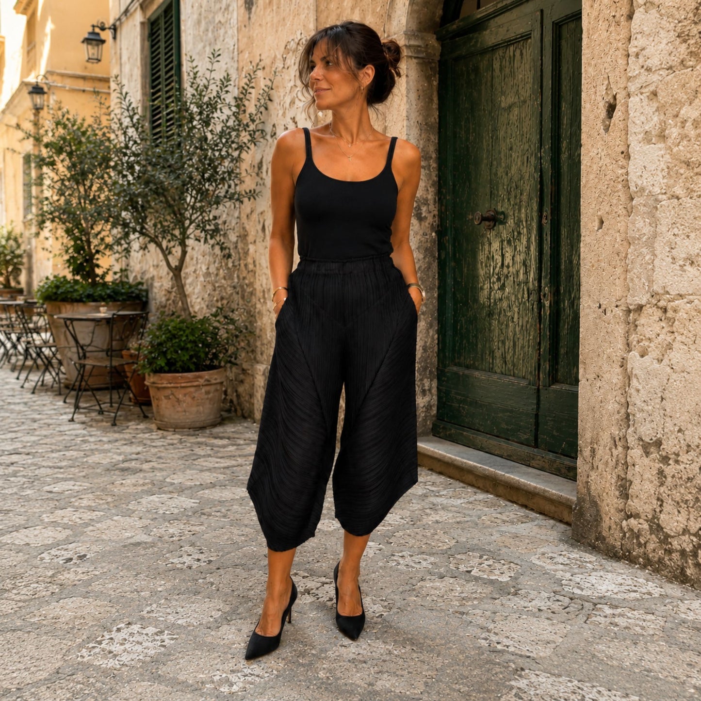 Pleated Wide-Leg Pants – One Size (S–L) – Black
