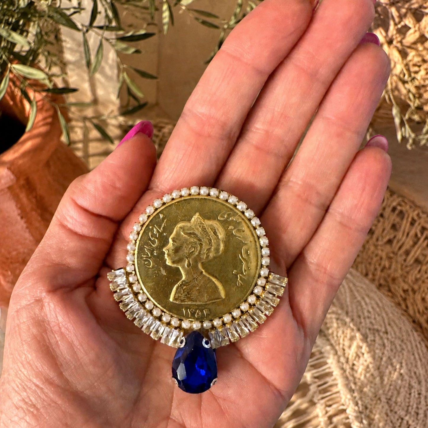 Statement Queen Farah brooch in sapphire blue with crystal detailing